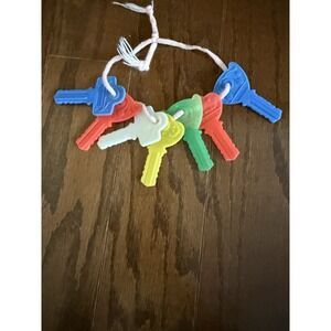 VtG 60s Set of 7 "BABY KEY" "KLICKUM" Plastic 2.5" Multicolor Toy Play Keys